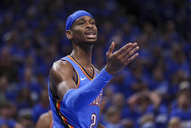 中超：上海海港4-0大胜深圳队